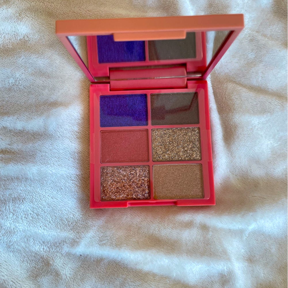 Lottie eyeshadow palette